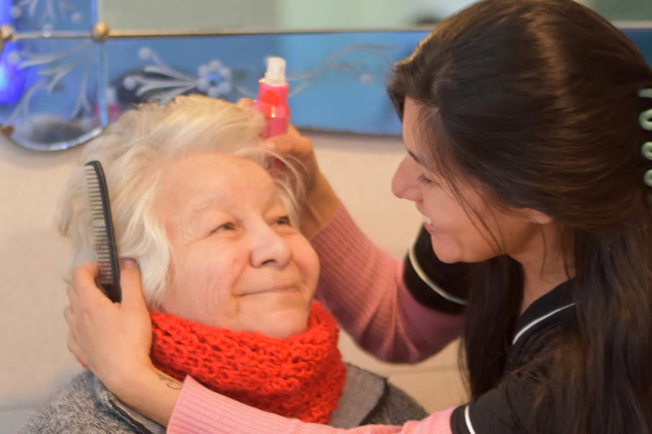 Kinesiología y terapia ocupacional en geriátrico